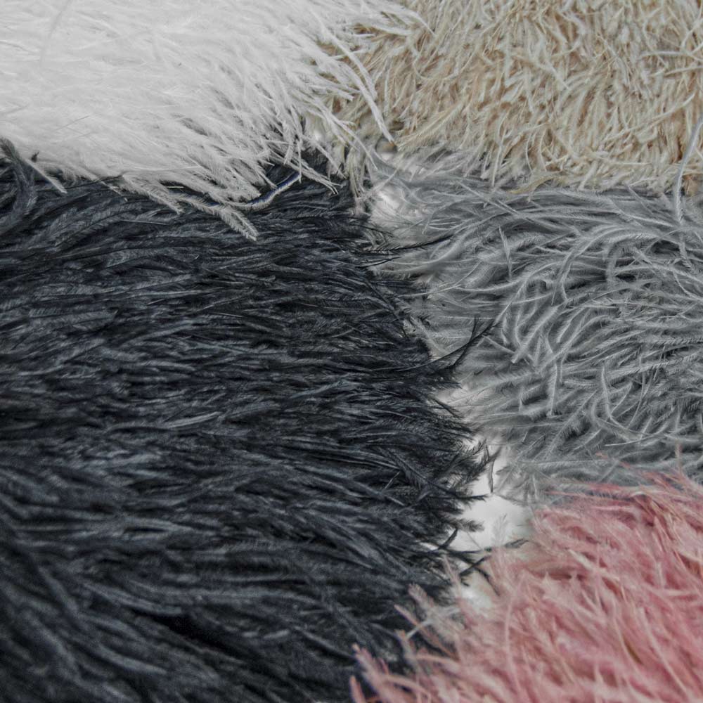 Fleco Avestruz Doble Capa, Corte 20 cm