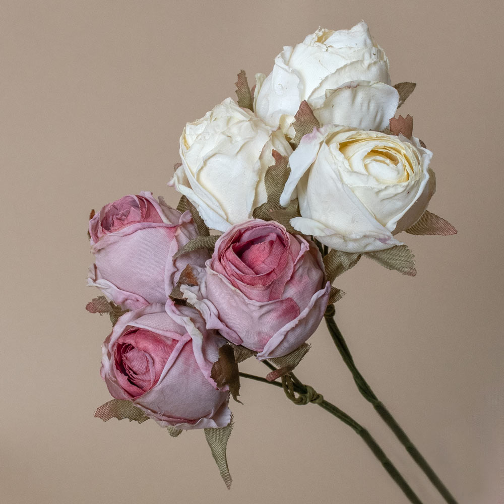 Unidades de rosas de gran realismo como flores secas